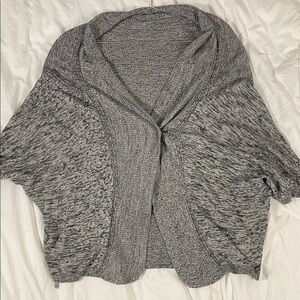 Lululemon Athletica Charcoal BREEZE EASY WRAP Knit wrap